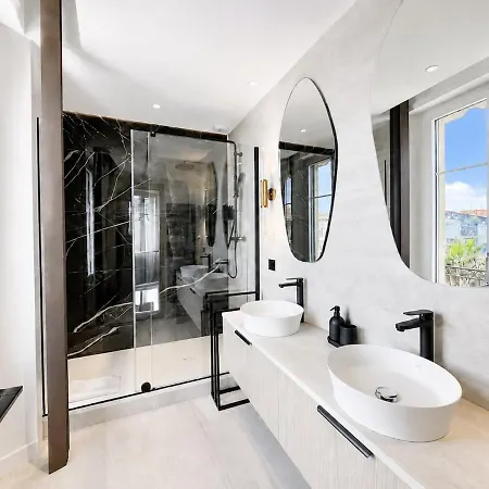 Apartment 8a- Facing Port And Town Hall Cannes